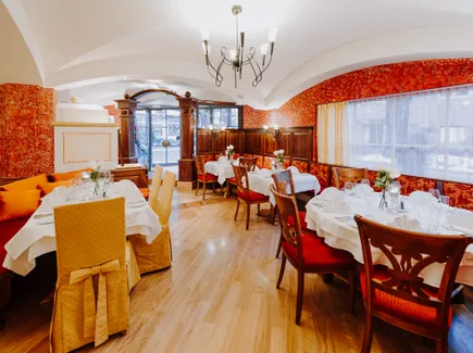 "Die Stube" - À-la-carte-Restaurant im Hotel brückenWIRT, St. Johann