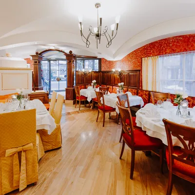 "Die Stube" - À-la-carte-Restaurant im Hotel brückenWIRT, St. Johann