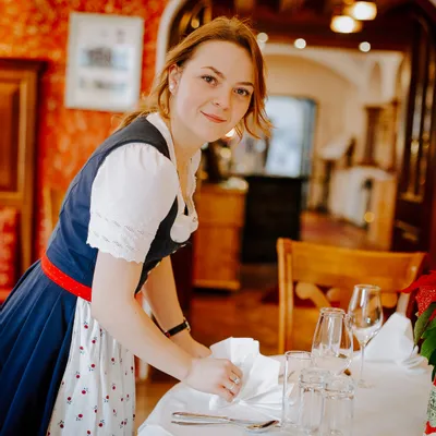 Ausbildungen, Lehre und Praktikum